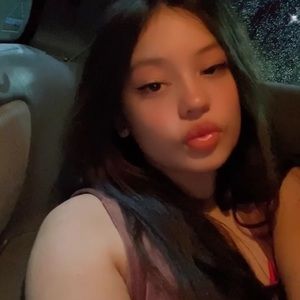 Meet your Posher, Kassandra